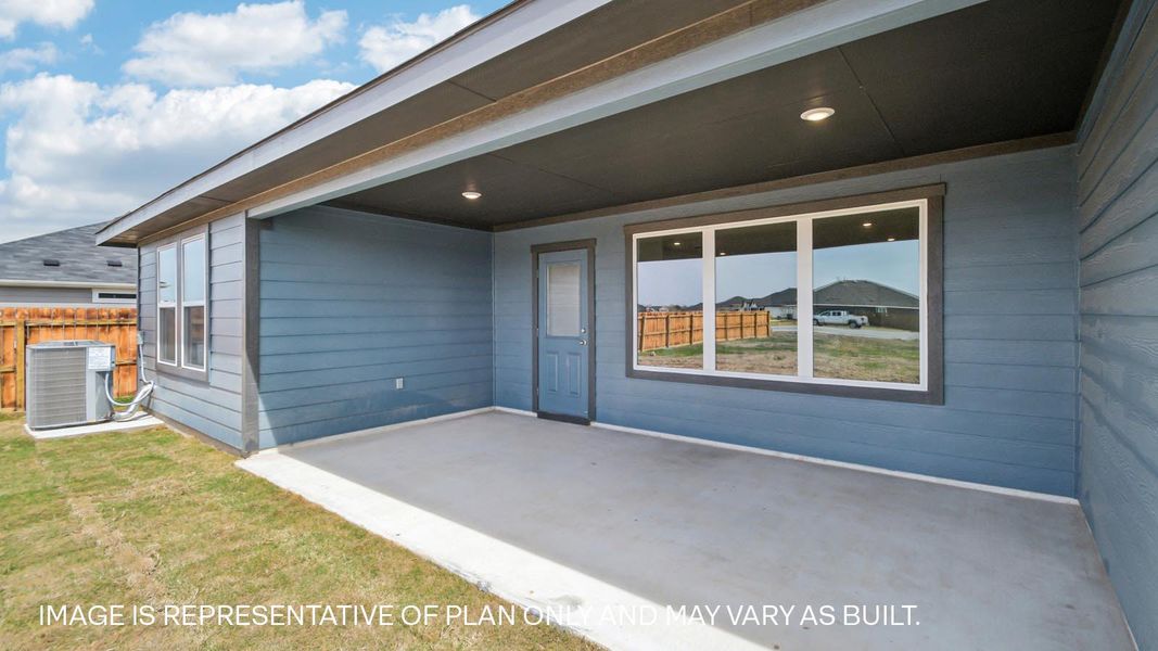 Exterior details and patio area of a home in Railhead, Cedar Creek (Image 4).