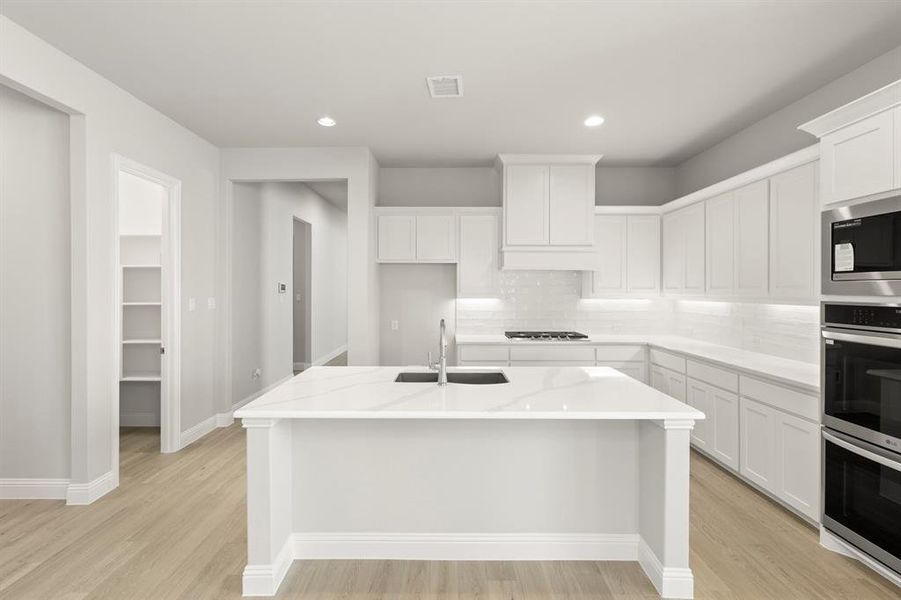 10. 3800 Lochwood - Kitchen