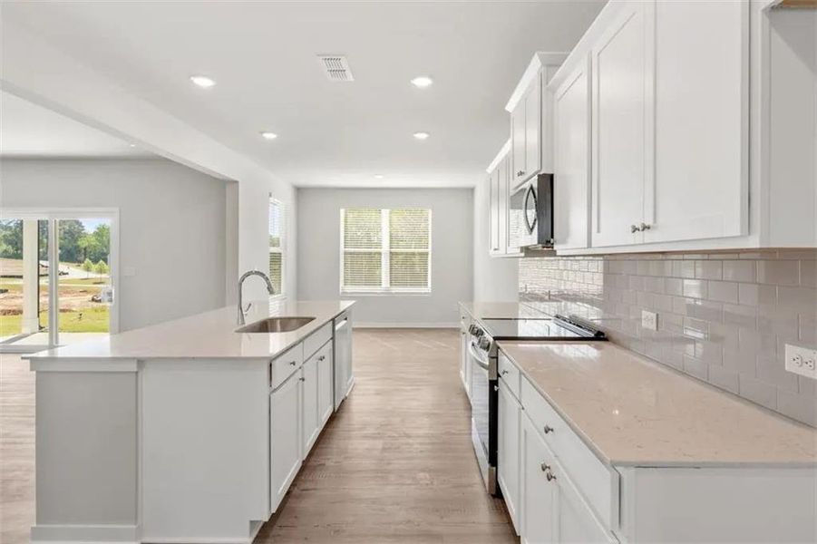 Furnished interior view inside a new home in Parkview Estates, South Fulton (Image 9).