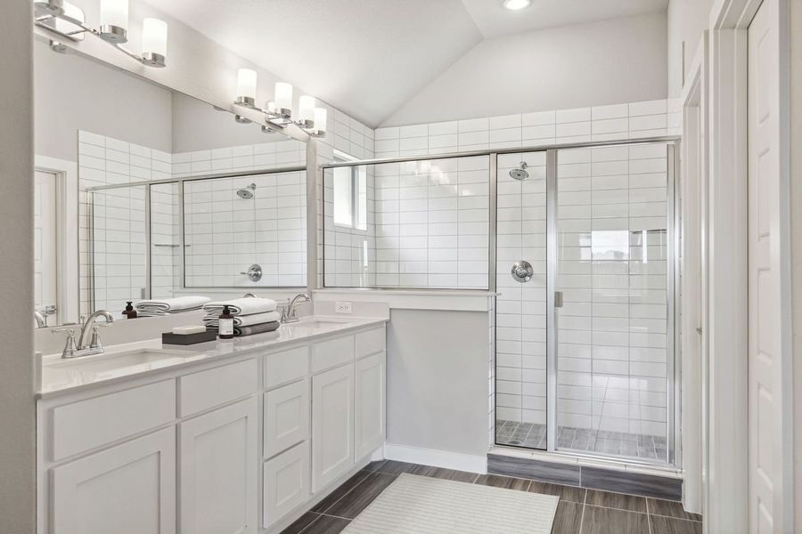 Primary Bathroom in the Bowie home plan by Trophy Signature Homes – REPRESENTATIVE PHOTO Primary Bathroom in the Bowie home plan by Trophy Signature Homes – REPRESENTATIVE PHOTO