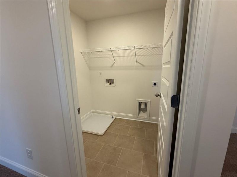 Spacious, unfurnished interior of a new home in Somerset at Riverbrook, Gainesville (Image 15).