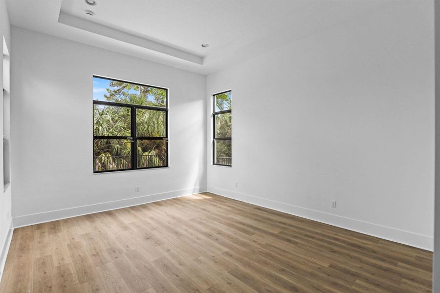 Spacious, unfurnished interior of a new home in Artistry Palm Beach, Palm Beach Gardens (Image 23).