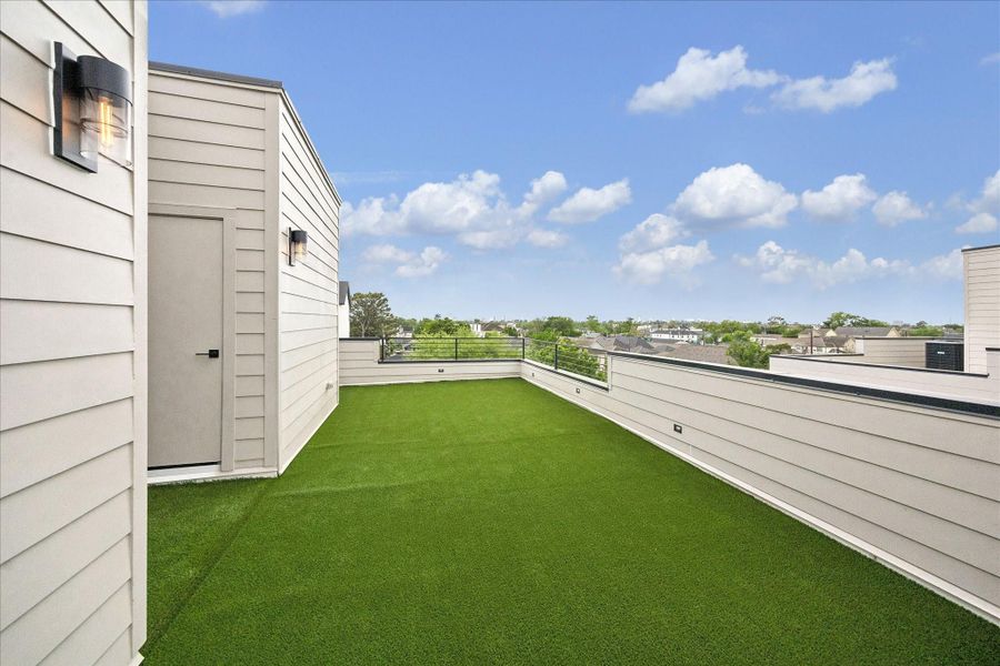 Exterior details and patio area of a home in , Houston (Image 29).