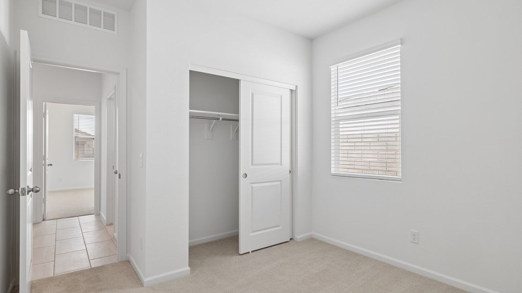 Spacious, unfurnished interior of a new home in Copper Falls, Buckeye (Image 20).