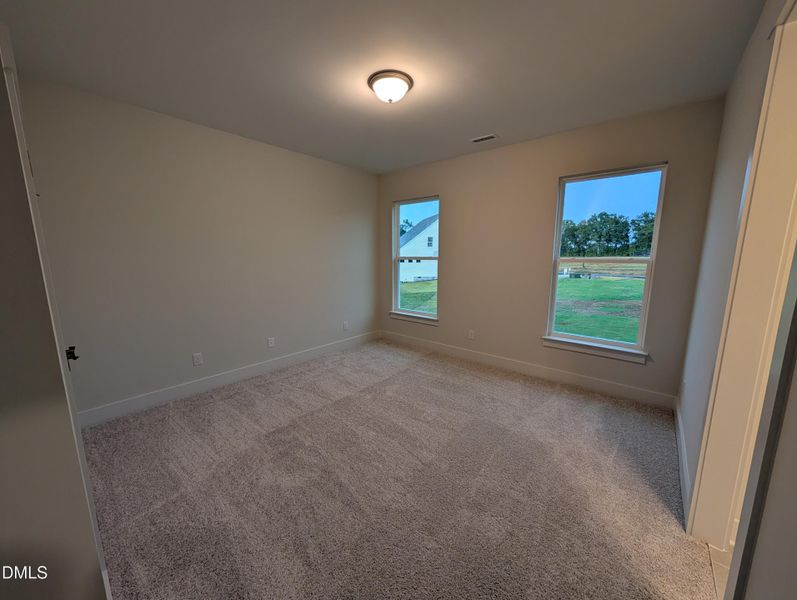 PXL_20250926_223619132 PXL_20250926_223619132