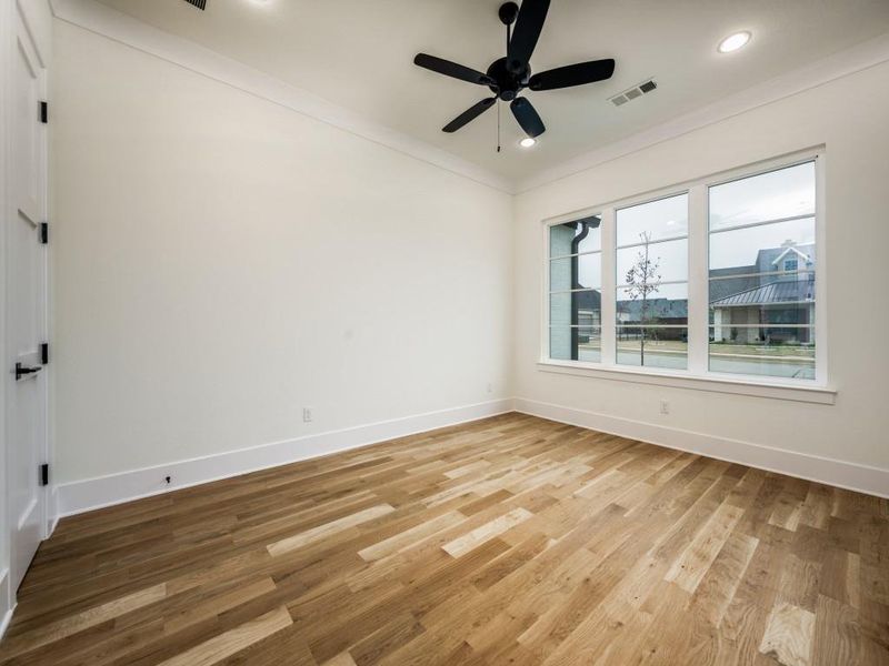 Spacious, unfurnished interior of a new home in , Denton (Image 19).