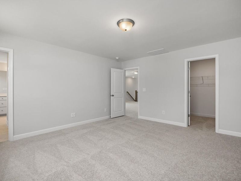 Spacious, unfurnished interior of a new home in Gregory Village, Lillington (Image 20).