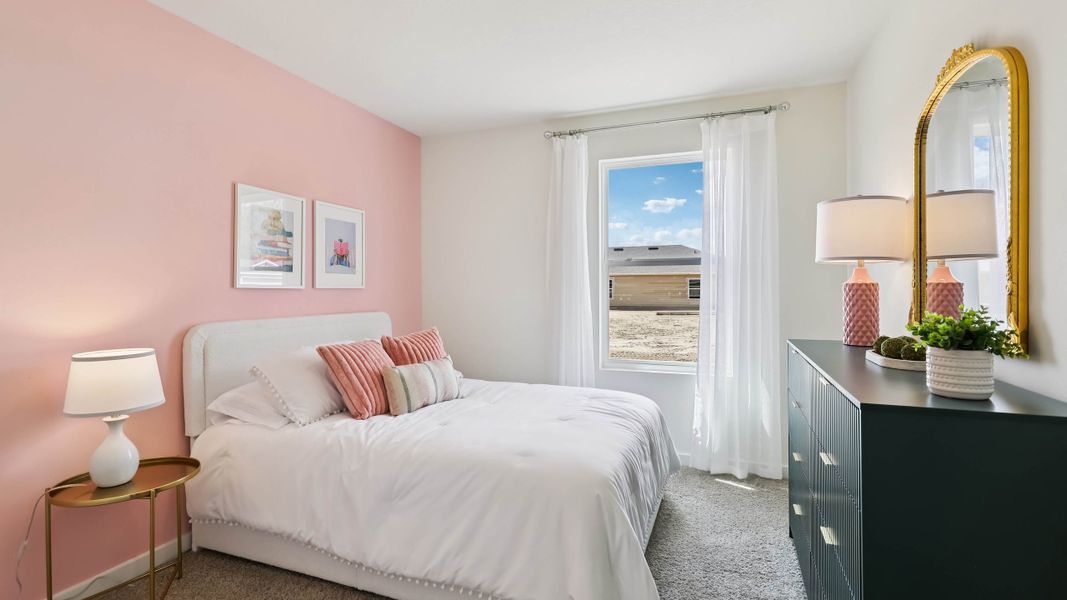 Representative furnished interior of a home built from the Freeport II by D.R. Horton in Somerset Bay, Spring Hill (Image 23). Representative furnished interior of a home built from the Freeport II by D.R. Horton in Somerset Bay, Spring Hill (Image 23).