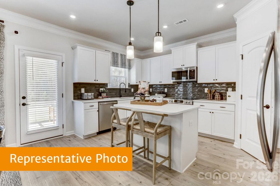 Image 4 of a home in Winecoff.