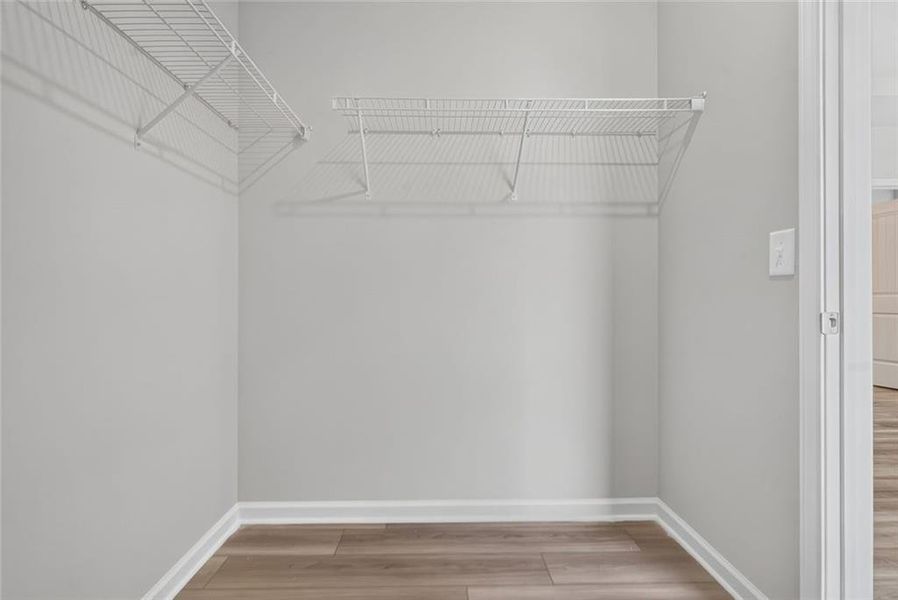 Spacious, unfurnished interior of a new home in Sycamore Crest, Calhoun (Image 33).