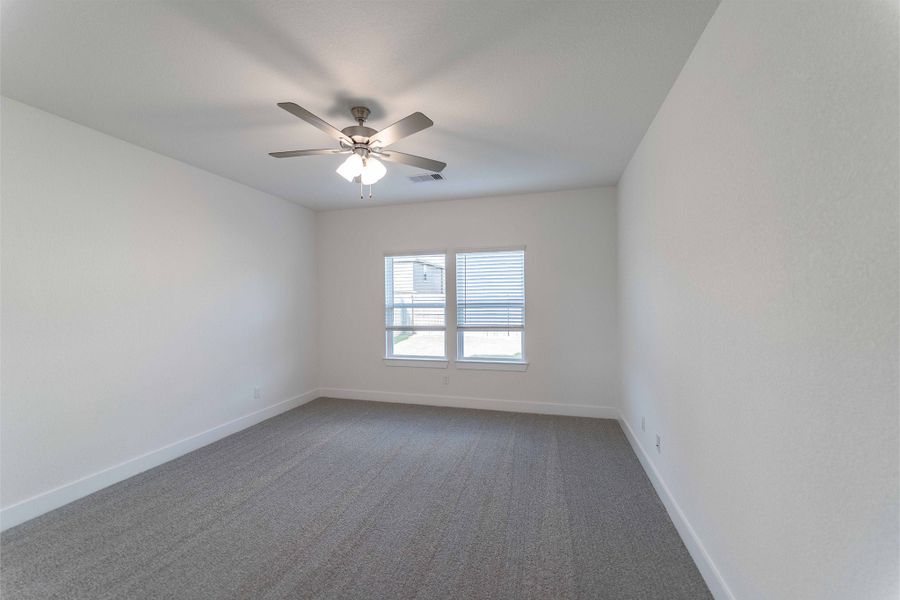 Spacious, unfurnished interior of a new home in Colony at Pinehurst, Pinehurst (Image 16).