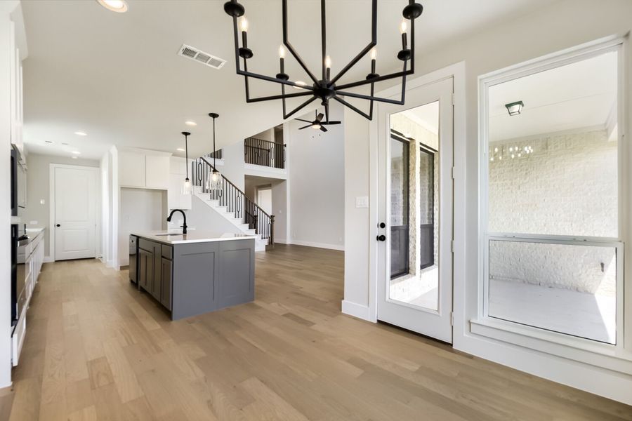 9809 Morning Cloak - Dining Area