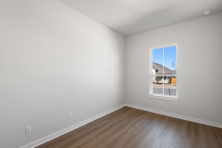 Spacious, unfurnished interior of a new home in Park Central, Georgetown (Image 28).