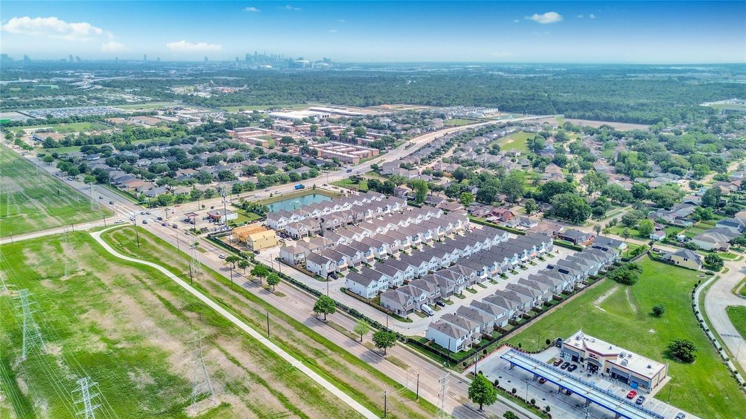 Image 4 of a home in Agua. Image 4 of a home in Agua.