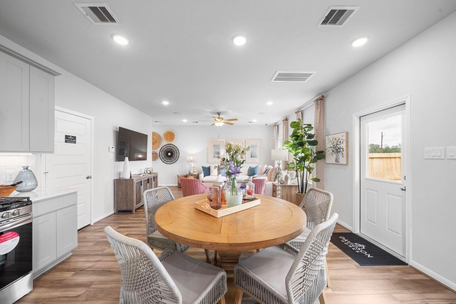 Furnished interior view inside a new home in Hill and Dale Ranch, Splendora (Image 40). Furnished interior view inside a new home in Hill and Dale Ranch, Splendora (Image 40).