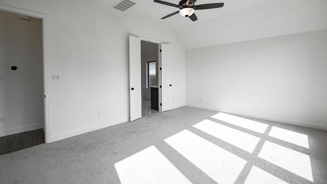 Spacious, unfurnished interior of a new home in Juniper Springs, Lockhart (Image 22).