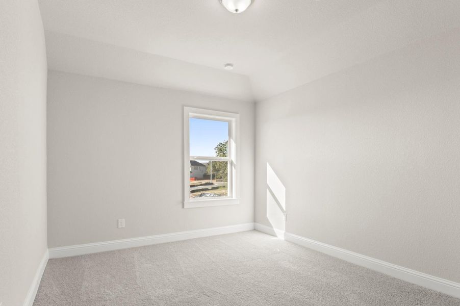 Spacious, unfurnished interior of a new home in Clear Creek, Round Rock (Image 19).