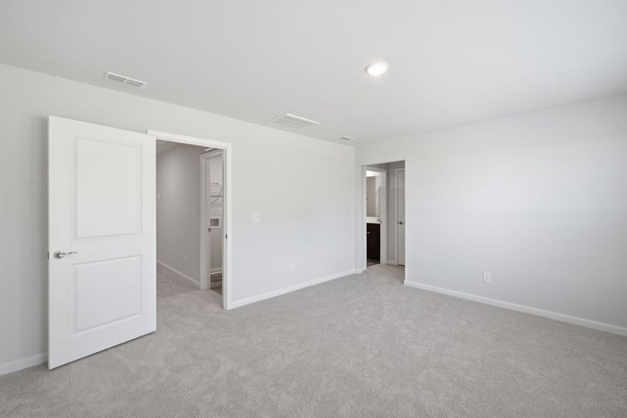 Spacious, unfurnished interior of a new home in Carpenter Falls, Durham (Image 24).