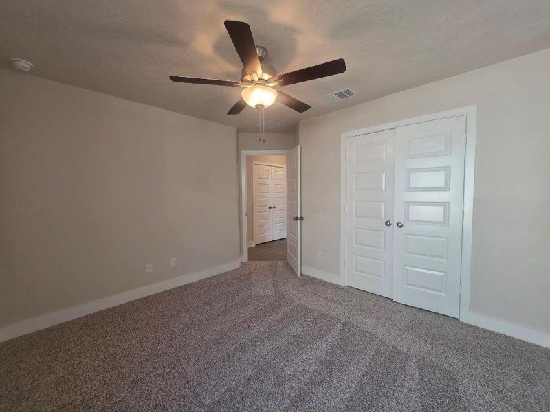Spacious, unfurnished interior of a new home in , Brenham (Image 8).