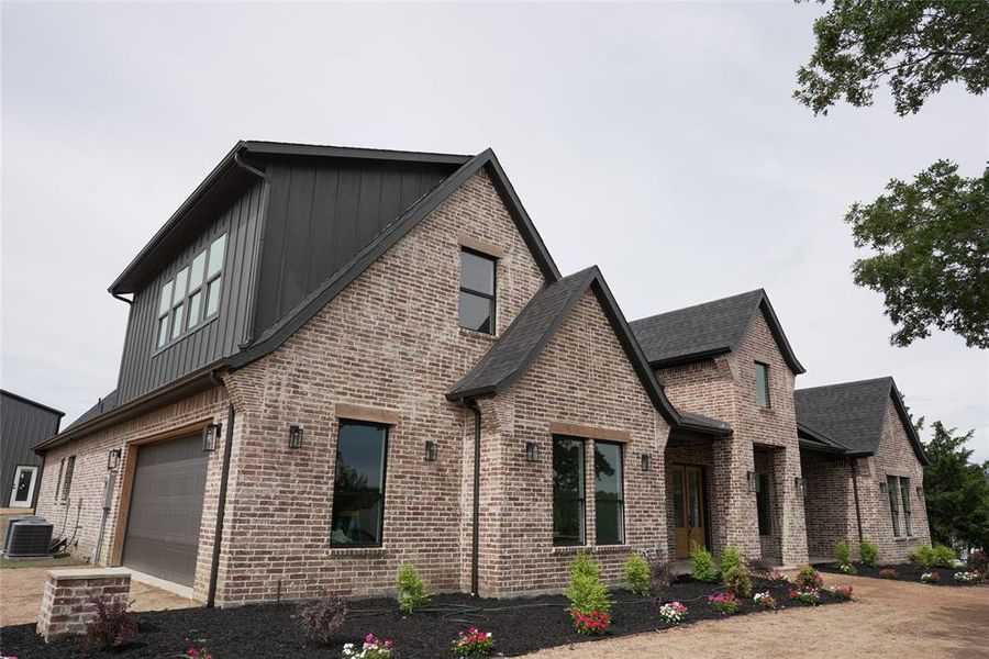 Front exterior of a new home in , Weatherford, TX, highlighting curb appeal (Image 1). Front exterior of a new home in , Weatherford, TX, highlighting curb appeal (Image 1).