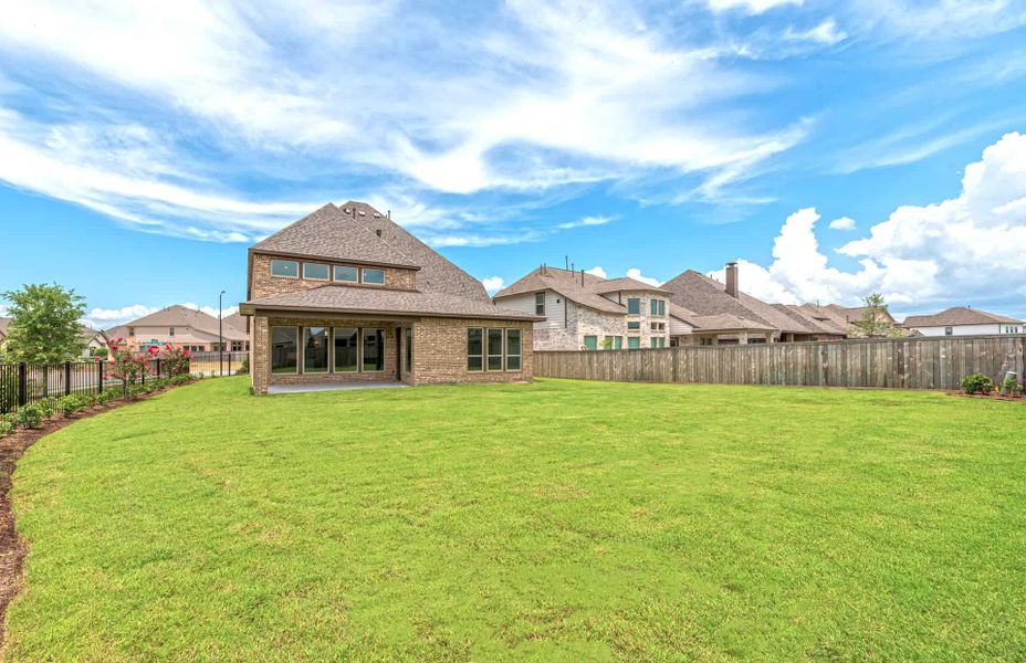 Representative exterior details of a home built from the 3182 by Ravenna Homes in Bridgeland 50′, Cypress (Image 3).