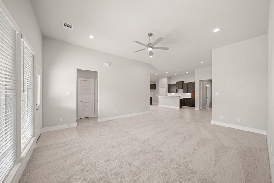 Image 29 of a home in Beacon Hill.