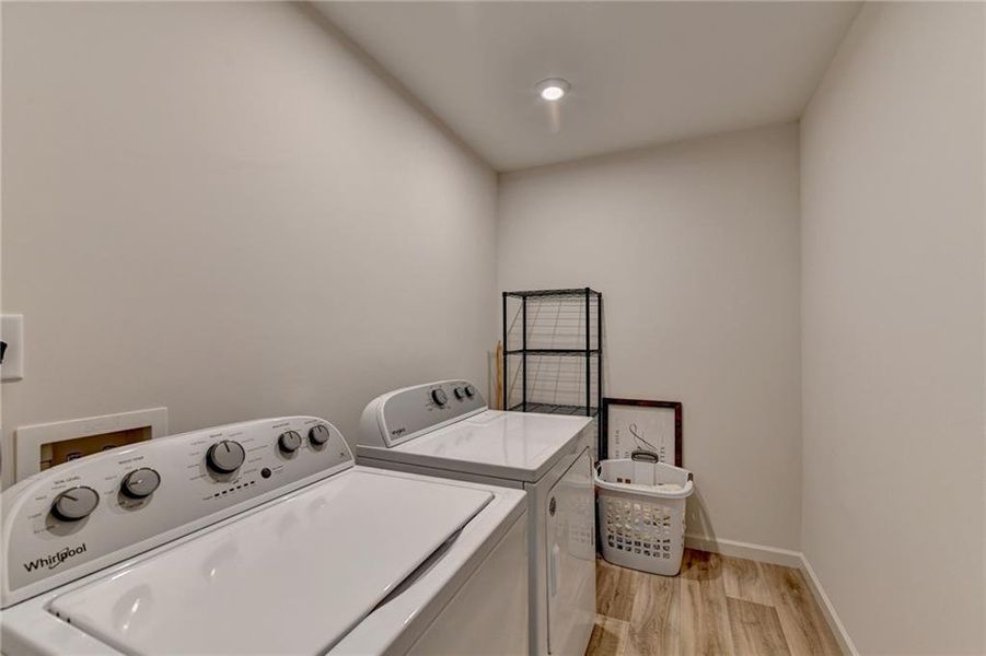 Furnished interior view inside a new home in Sweetbay Farm, Lawrenceville (Image 61).