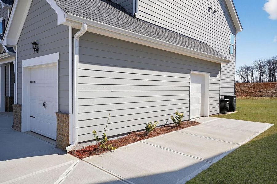 Exterior details and patio area of a home in , Homer (Image 21).