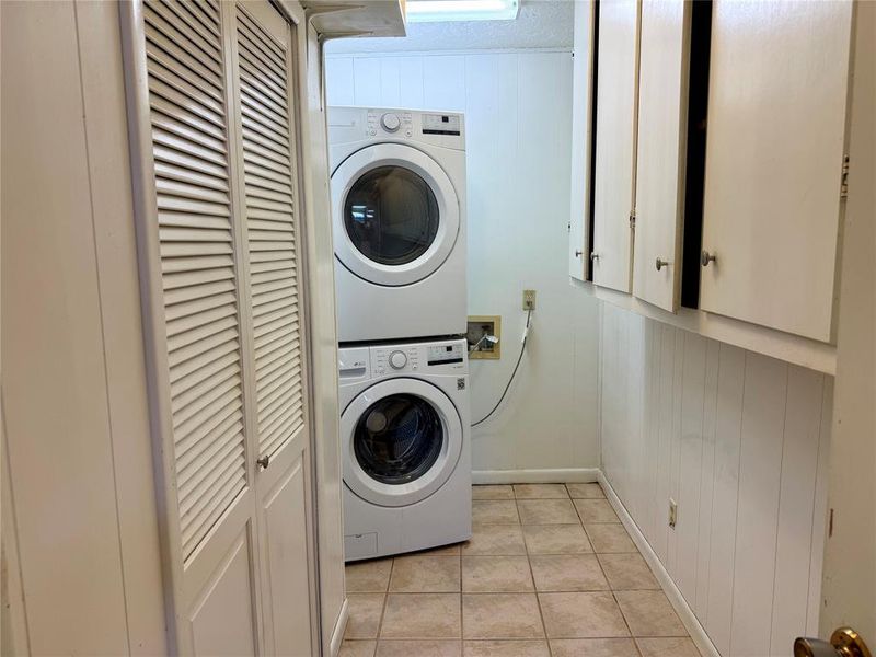 Image 34 of a home in .