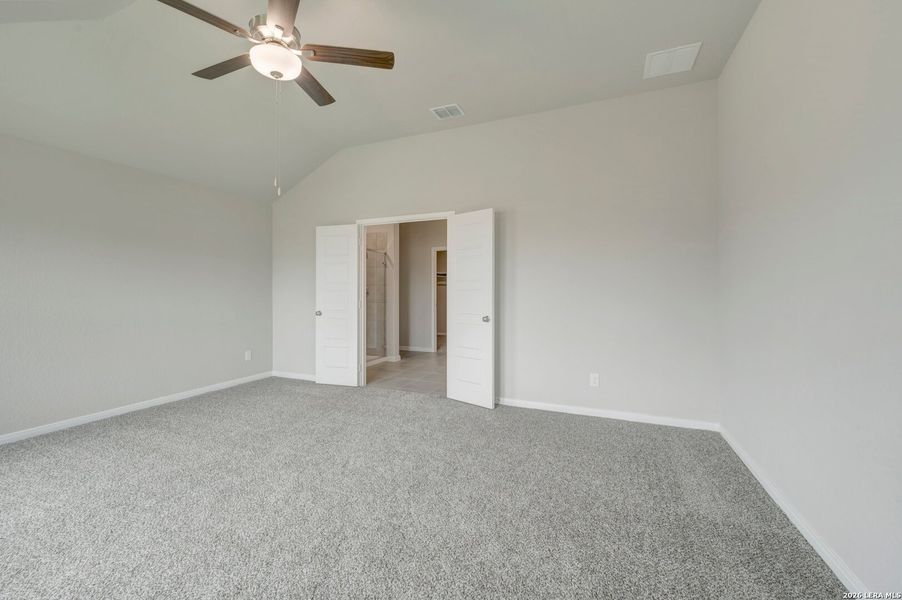 Spacious, unfurnished interior of a new home in Greenspoint Heights, Seguin (Image 39). Spacious, unfurnished interior of a new home in Greenspoint Heights, Seguin (Image 39).