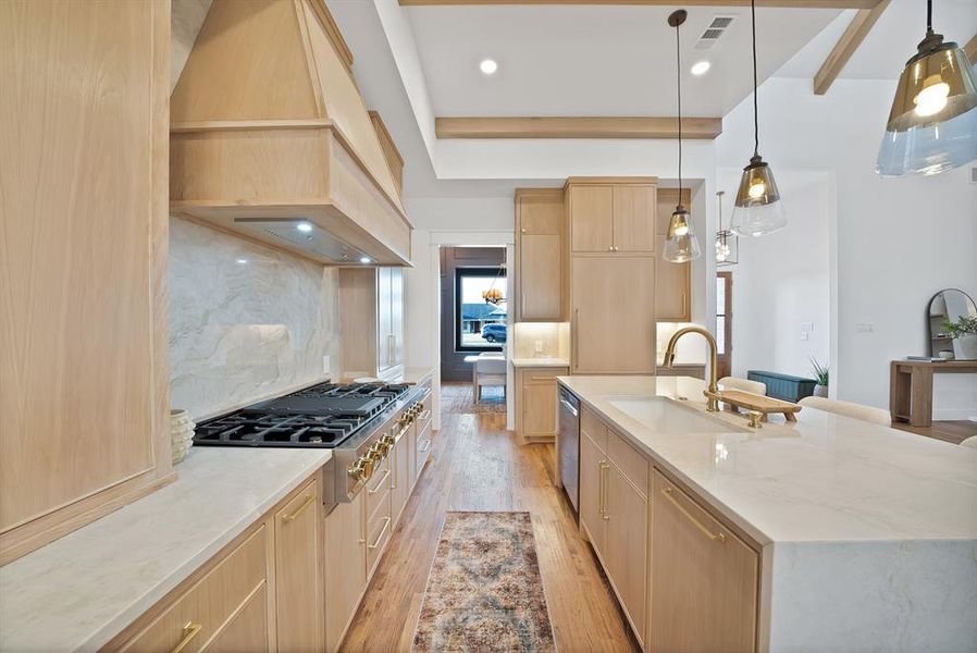 Furnished interior view inside a new home in , Waxahachie (Image 36). Furnished interior view inside a new home in , Waxahachie (Image 36).