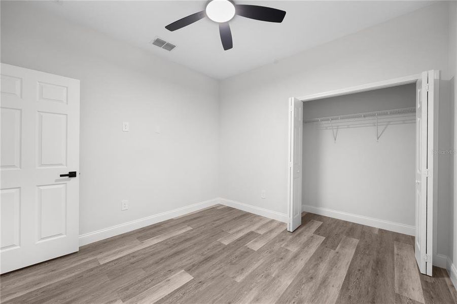 Spacious, unfurnished interior of a new home in , Port Charlotte (Image 29).