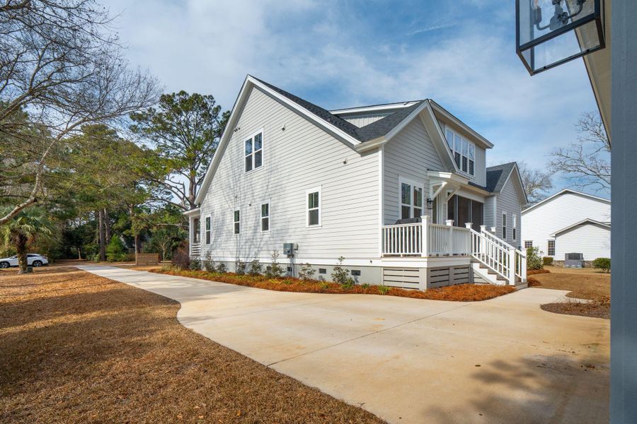Exterior details and patio area of a home in , Mount Pleasant (Image 3).