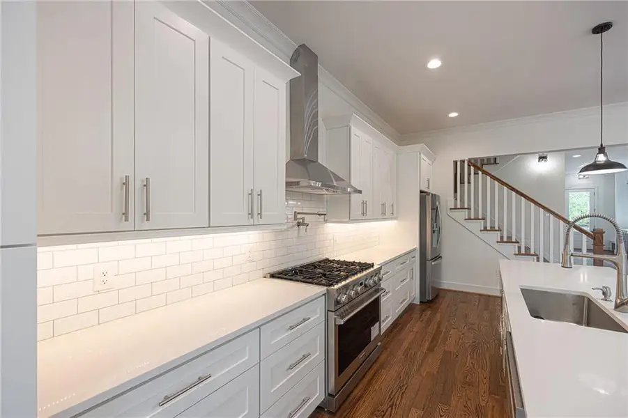 Furnished interior view inside a new home in , Atlanta (Image 3).