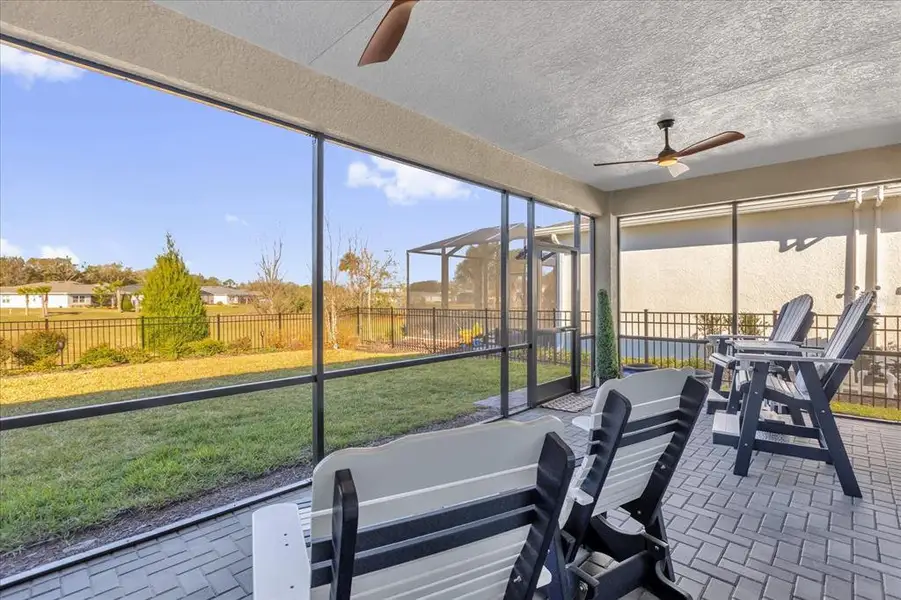 Exterior details and patio area of a home in , Deland (Image 4).