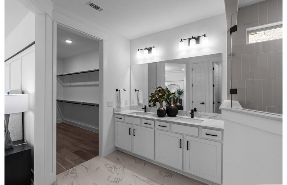 Furnished interior view inside a new home in Del Webb New Braunfels at Veramendi, New Braunfels (Image 8).