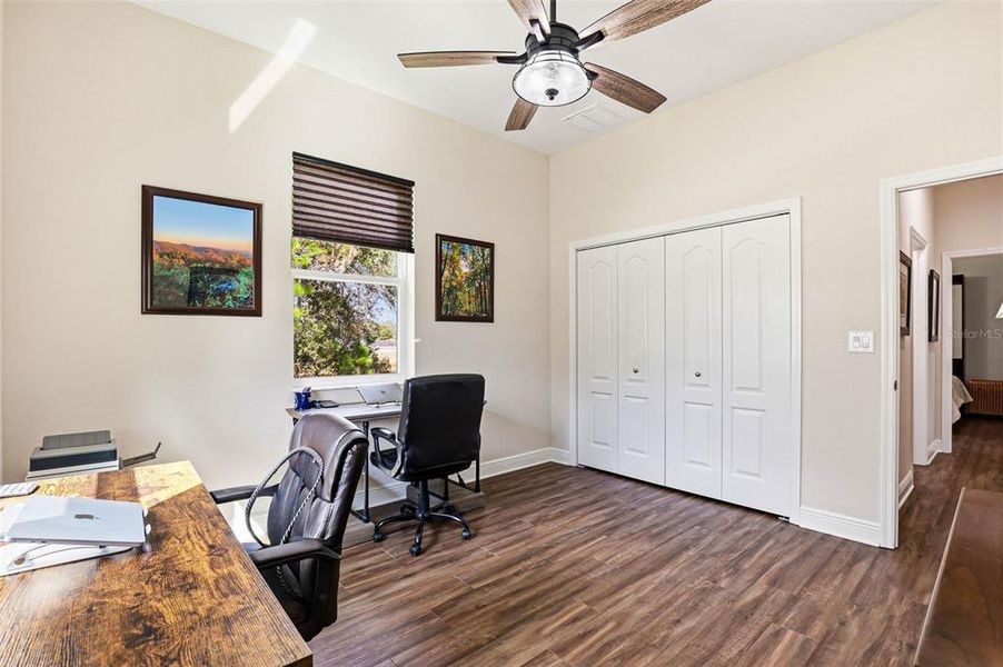 Furnished interior view inside a new home in , Wesley Chapel (Image 43).