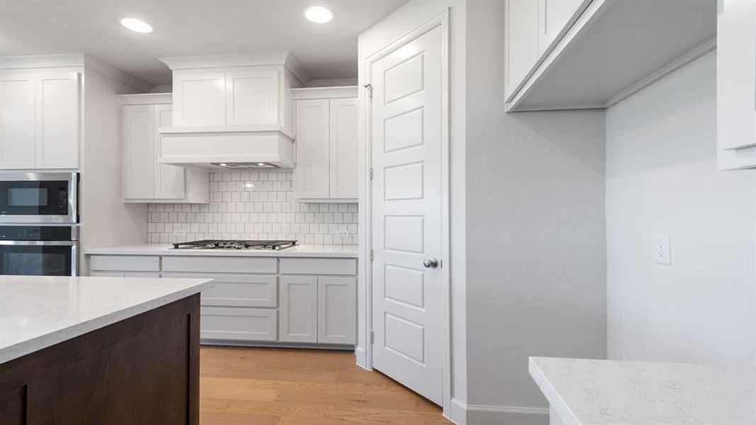 Furnished interior view inside a new home in Mosaic 50', Celina (Image 13). Furnished interior view inside a new home in Mosaic 50', Celina (Image 13).