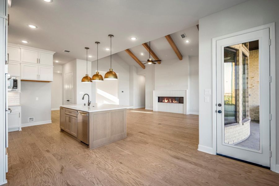 Furnished interior view inside a new home in Jordan Ranch 70' Lots, Fulshear (Image 8).