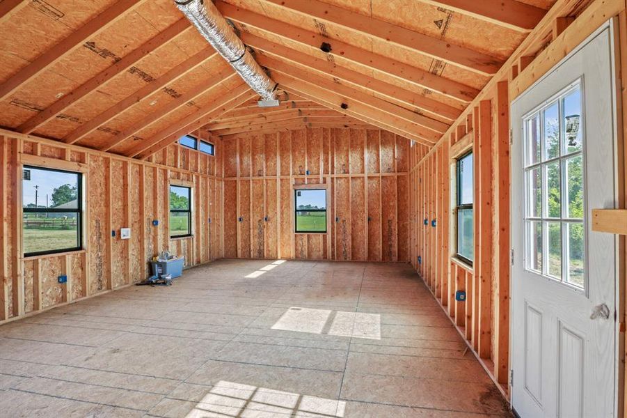 Spacious, unfurnished interior of a new home in , Grand Saline (Image 6).