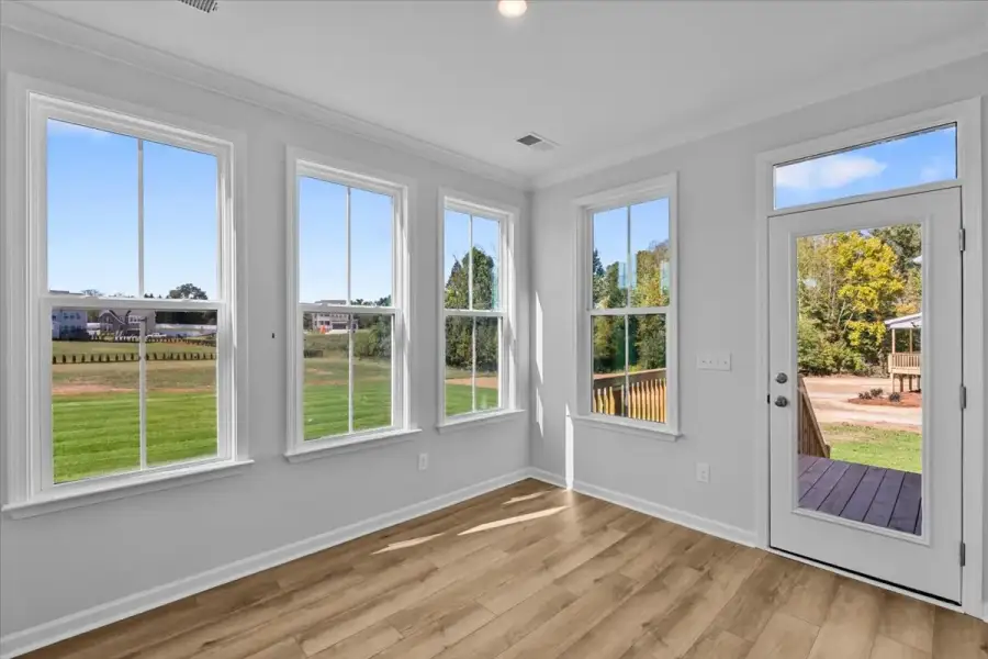 Spacious, unfurnished interior of a new home in Lilah Grove, Summerfield (Image 33).