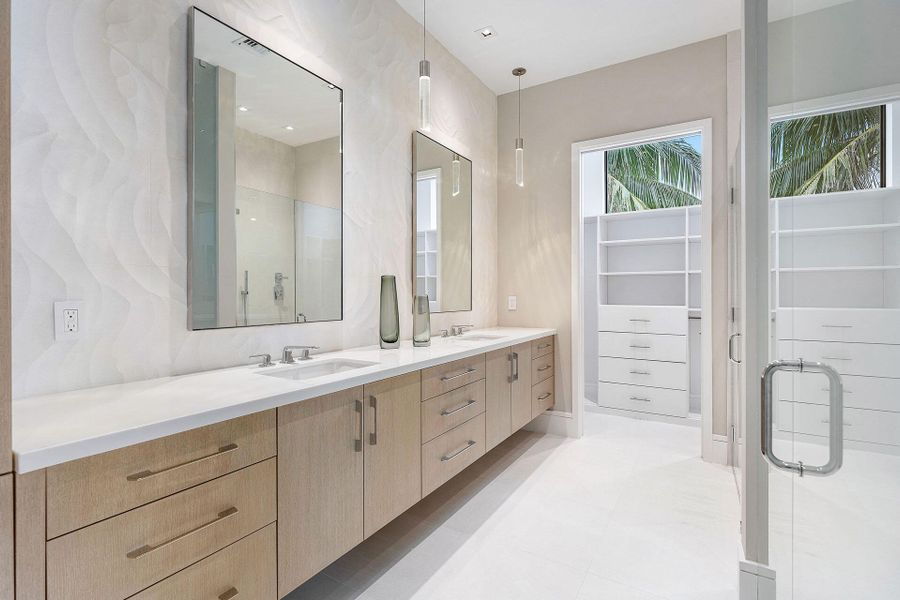 471_Royal_Palm_Way_73