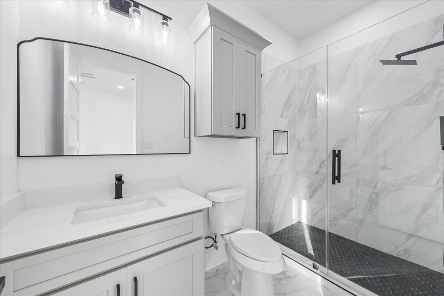 Fourth bath with walk-in shower! Fourth bath with walk-in shower!