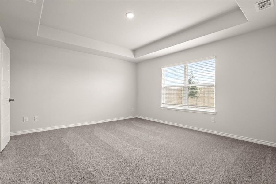 Spacious, unfurnished interior of a new home in Sycamore Landing, Fort Worth (Image 13). Spacious, unfurnished interior of a new home in Sycamore Landing, Fort Worth (Image 13).