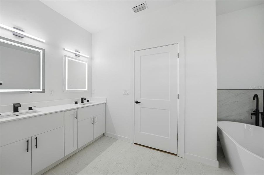 Furnished interior view inside a new home in , Port Charlotte (Image 15).