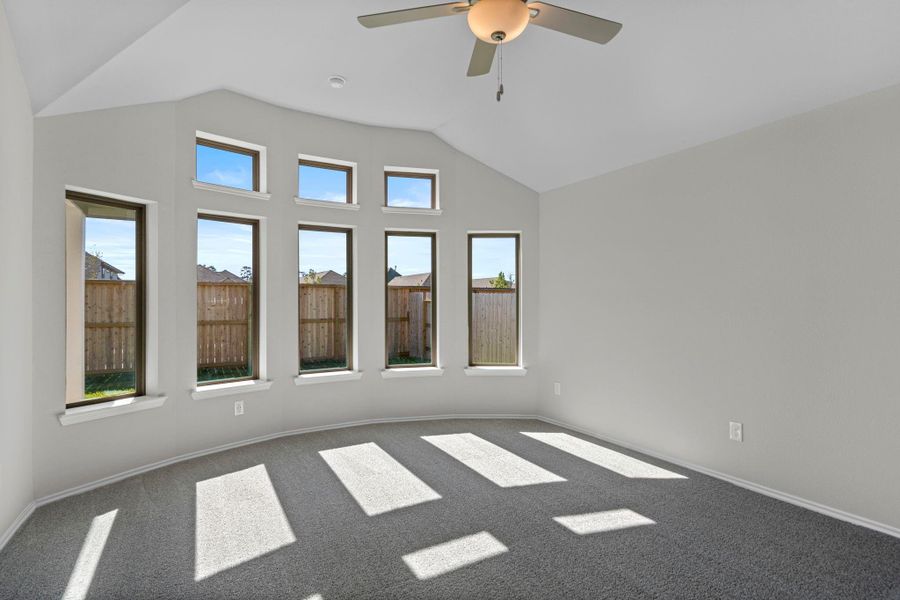 Spacious, unfurnished interior of a new home in Grand Central Park, Conroe (Image 15). Spacious, unfurnished interior of a new home in Grand Central Park, Conroe (Image 15).