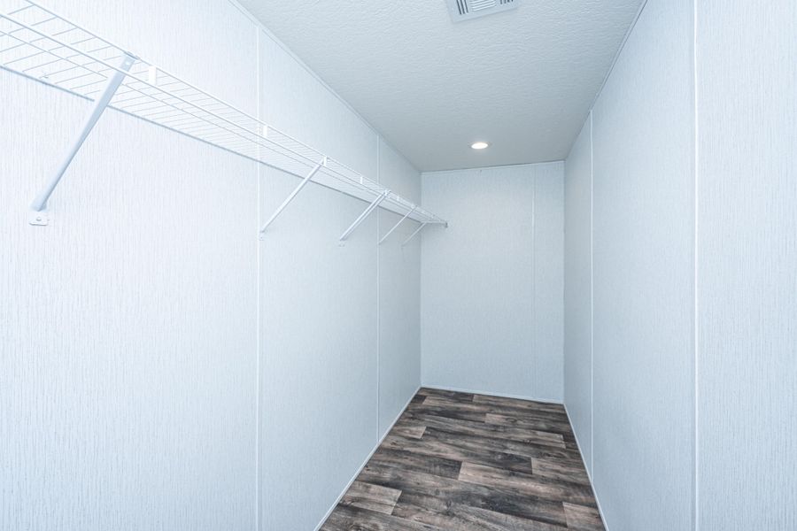 Spacious, unfurnished interior of a new home in , Pinopolis (Image 40).