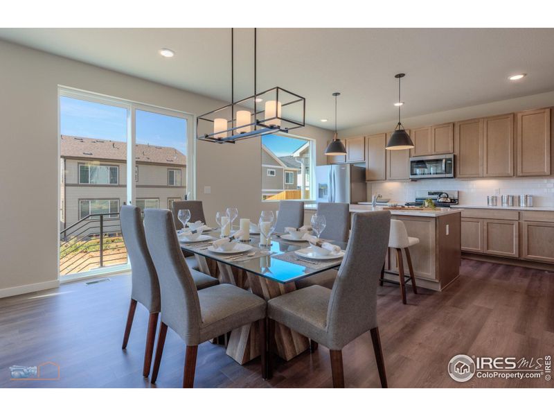 Dining area /kitchen