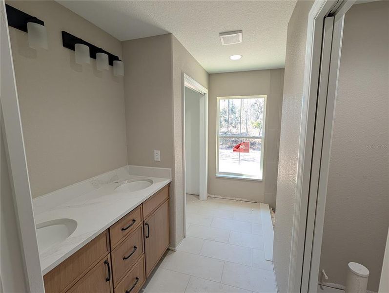 Image 11 of a home in .