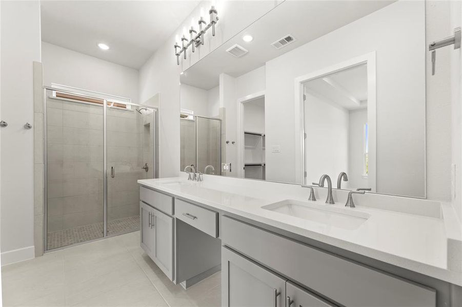 Furnished interior view inside a new home in The Highlands, Rockwall (Image 15).